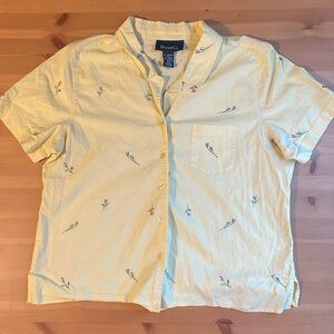 Denim&Co Pastel Yellow Women’s Short Sleeve Button Down W Embroidered Flowers